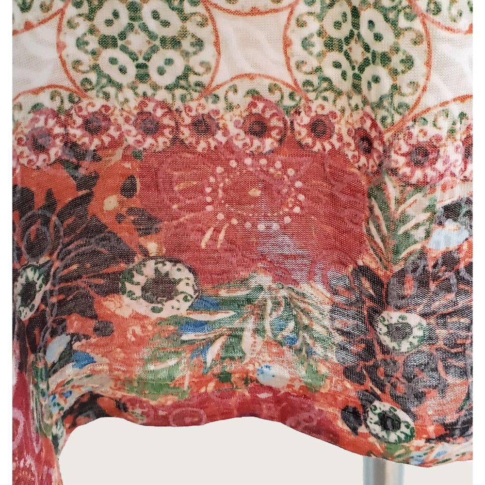Geometric Print Top - Picture 7 of 9